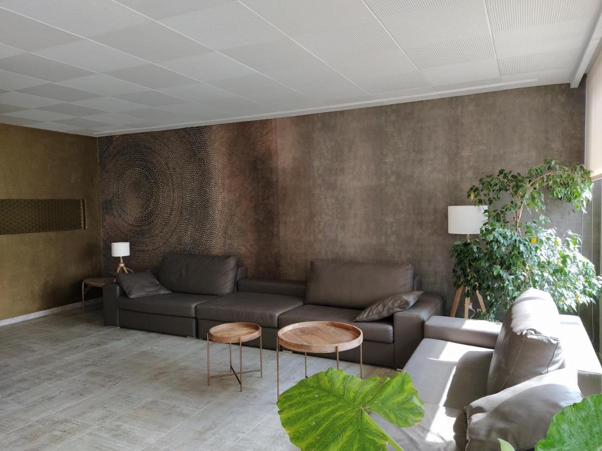 Hostal Residencia Nicolau سان أنطونيو المظهر الخارجي الصورة