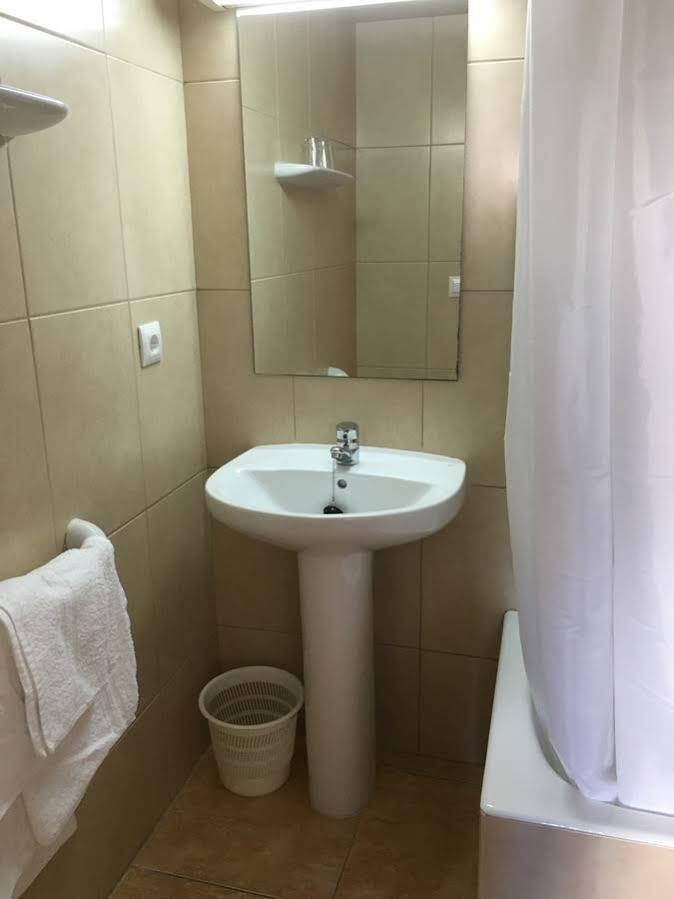 Hostal Residencia Nicolau سان أنطونيو المظهر الخارجي الصورة
